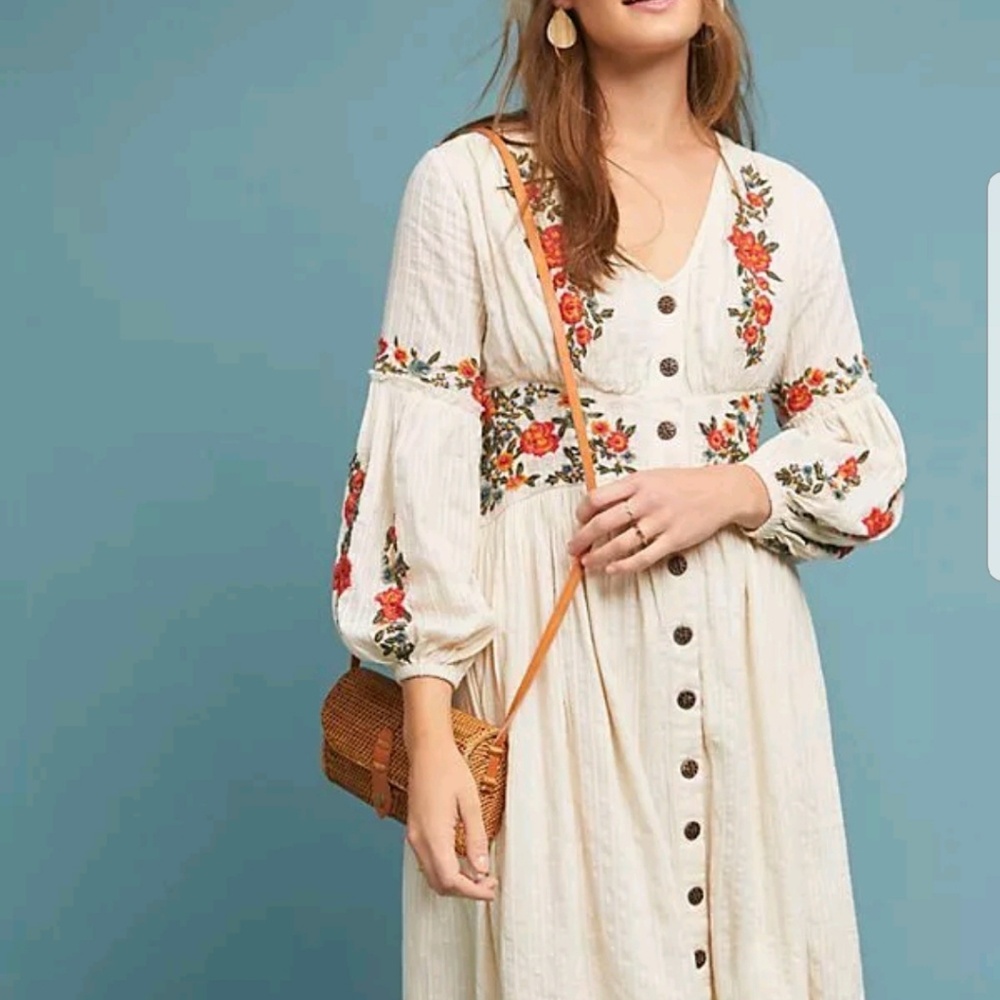 Anthropologie Maeve Gracie Embroidered dress